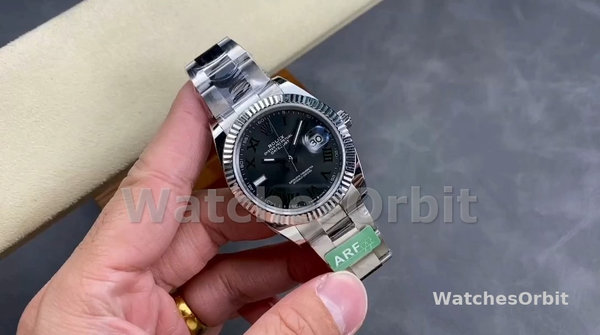 Replica Rolex Datejust 41 mm Uomo-m126334 0021-Lunetta scanalata-Giallo grigio Wimbledon Quadrante grigio Wimbledon