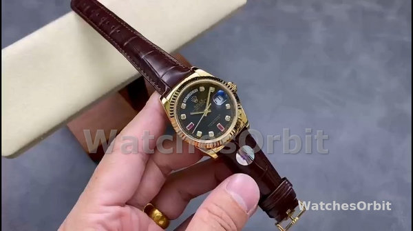 Replica Rolex Day Date 36-m128348RBR 0026 unisex, oro giallo, quadrante champagne, lunetta con diamanti, champagne