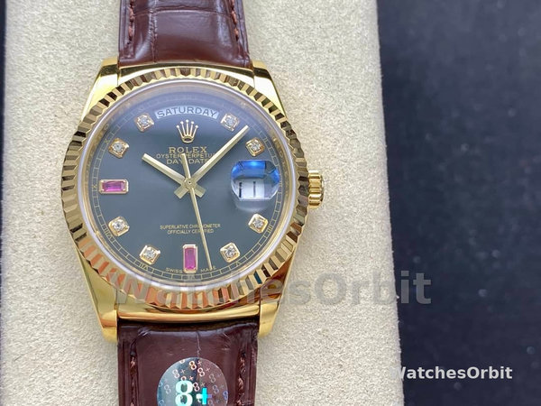 Replica Rolex Day Date 36-m128348RBR 0026 unisex, oro giallo, quadrante champagne, lunetta con diamanti, champagne
