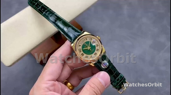 Replica Rolex Day Date-118138, 36mm, Groen & Diamanten voor heren