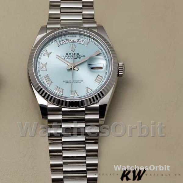 Replica Rolex Day-Date 36mm Unisex-118206-Ice Blue-Roman Numeral Dial Ijsblauw