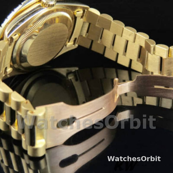 Replique Rolex Day-Date 36mm Unisex-118208-Or jaune-Diamant pavé vert-Cadran arabe Vert