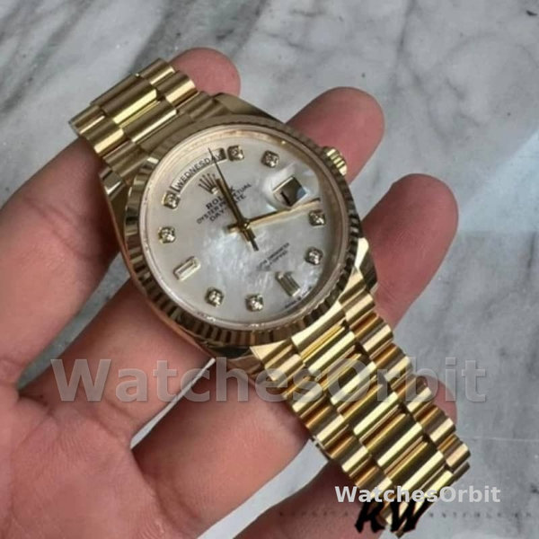 Replique Rolex Day-Date 36mm Unisex-118208-Or jaune-Mère de Perle-Diamant Cadran MOP