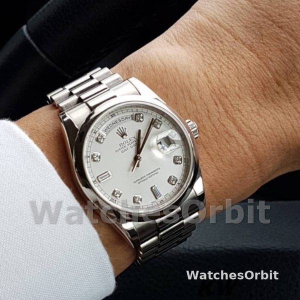 Replica Rolex Day-Date 36mm Unisex-118209-Witgoud-Zilver Diamanten Wijzerplaat-Automatisch Zilver