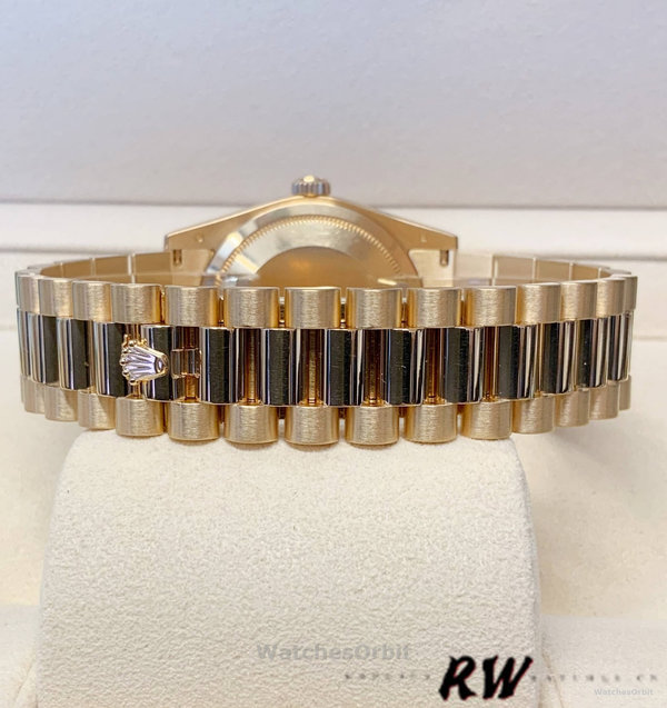 Replica Rolex Day-Date 36mm Unisex-118238-Arabic Numeral Wave-Champagne Dial-Yellow Gold Champagne