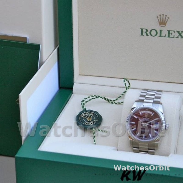 Replica Rolex Day-Date 36mm voor dames-118239-Kersrode wijzerplaat-Geflutste ring Kers