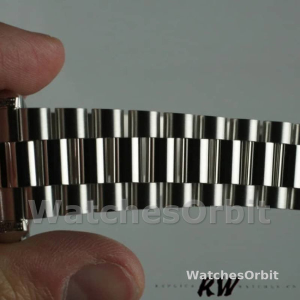 Replica Rolex Day-Date 36mm unisex-118296-platina-ijsblauwe wijzerplaat-diamant ijsblauw