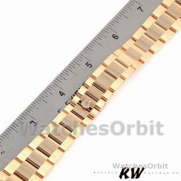 Replique Rolex Day-Date 36mm Unisex-118338-White Roman Dial Blanc