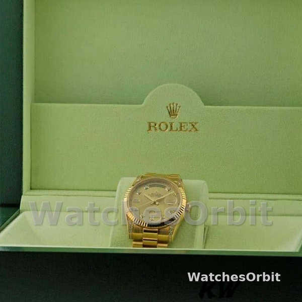 Replique Rolex Day-Date 36mm Unisex-118338-Or jaune-Champagne Cadran Diamants Champagne