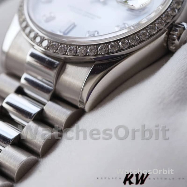 Replique Rolex Day-Date 36mm Unisex-118346-Cadran argenté-Diamant argenté
