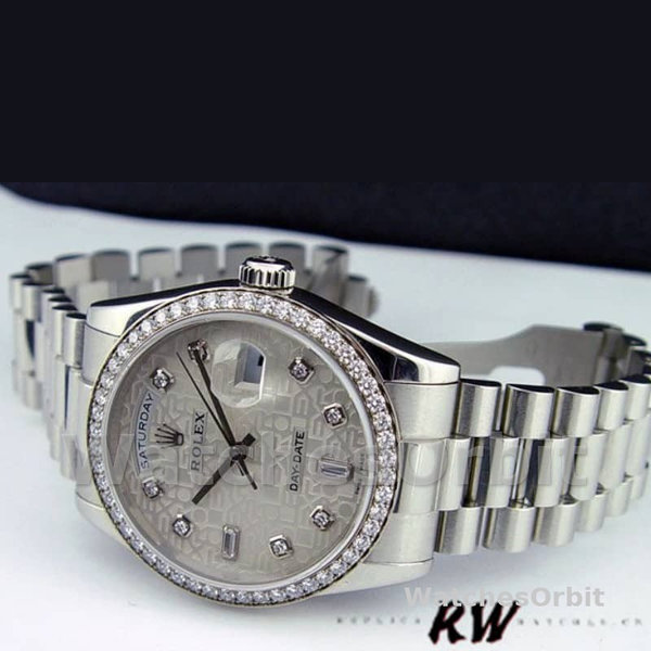 Replique Rolex Day-Date 36mm Unisex-118346-Silver Jubilee Cadran à diamants <span style=