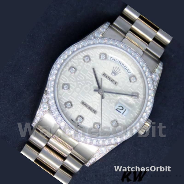 Replica Rolex Day-Date 36 mm Unisex-118389-Argento Giubileo Quadrante di diamanti Argento