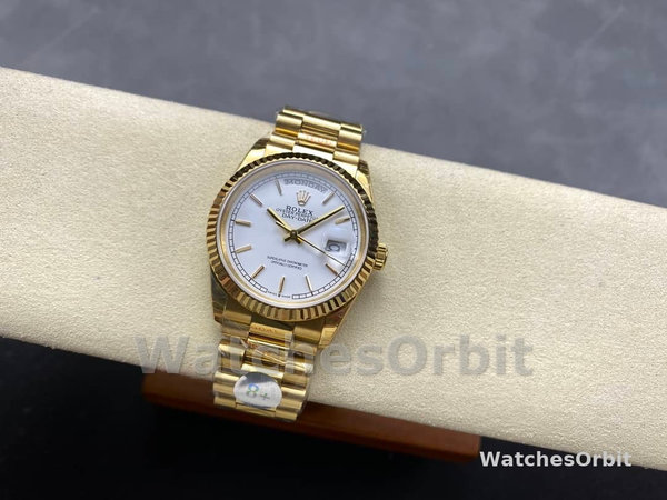 Replica Rolex Day-Date 36mm unisex-128238 Geribbelde lunette-Witte Romeinse wijzerplaat Wit
