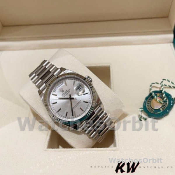 Replica Rolex Day-Date 36mm Unisex-128239 0005-Wit Gold-Zilver Index Dial Zilver
