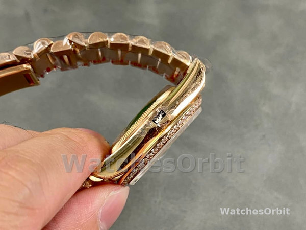 Replica Rolex Day-Date 36mm Unisex-128345RBR-Bruin Ombre Dial-Everose Gold Brown