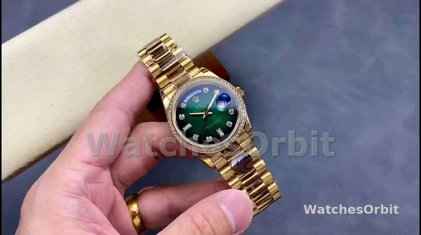 Replica Rolex Day-Date 36mm Unisex-128348RBR-Green Ombre Diamond Dial-Geel Gold Green Ombre