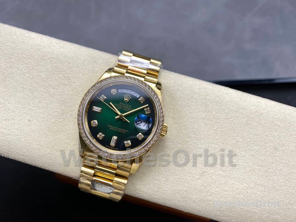 Replica Rolex Day-Date 36mm Unisex-128348RBR-Green Ombre Diamond Dial-Geel Gold Green Ombre