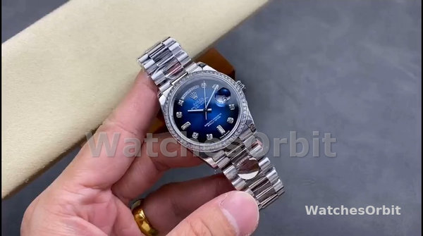 Replique Rolex Day-Date 36mm Unisex-128349RBR 0010-Cadran bleu Ombre-Colonne diamant Bleu