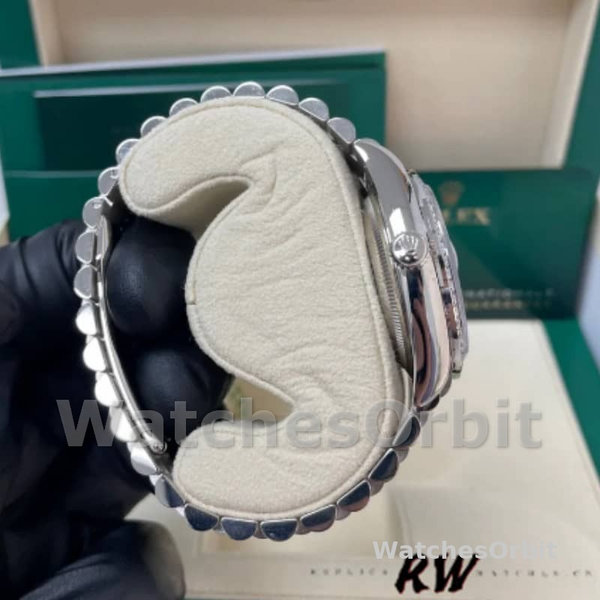 Replica Rolex Day-Date 36mm unisex-128349RBR 0010-Blauwe ombre wijzerplaat-diamanten ring blauw