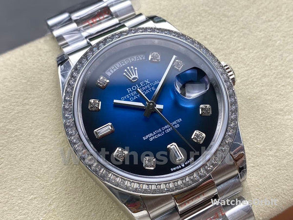 Replica Rolex Day-Date 36mm unisex-128349RBR 0010-Blauwe ombre wijzerplaat-diamanten ring blauw