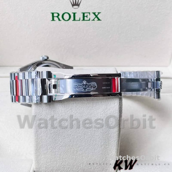 Replique Rolex Day-Date 36mm Unisex-128349RBR-White Roman Dial-Diamond Bezel White unisexe
