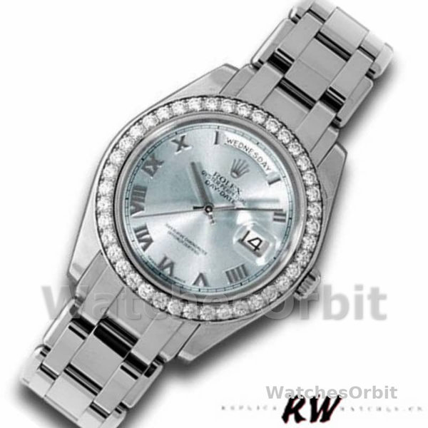 Replique Hommes - Rolex Day-Date-18946, 39mm, cadran romain bleu glacier, édition spéciale, Bleu glacier Hommes