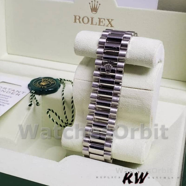Replica Heren Rolex Day-Date-218206, 41mm, Platina, Glacier Blue Diamond Romeinse Wijzerplaat
