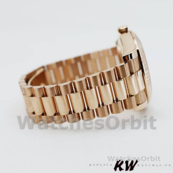 Replica Heren Rolex Day-Date-218235, 41mm, Rose Goud, Concentrische Cirkel Champagne Wijzerplaat, Heren Champagne