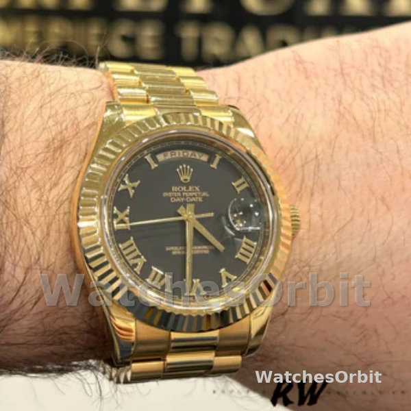 Replica Heren Rolex Day-Date-218238, 41mm, Geelgoud, Wijzerplaat met zwart Romeinse cijfers