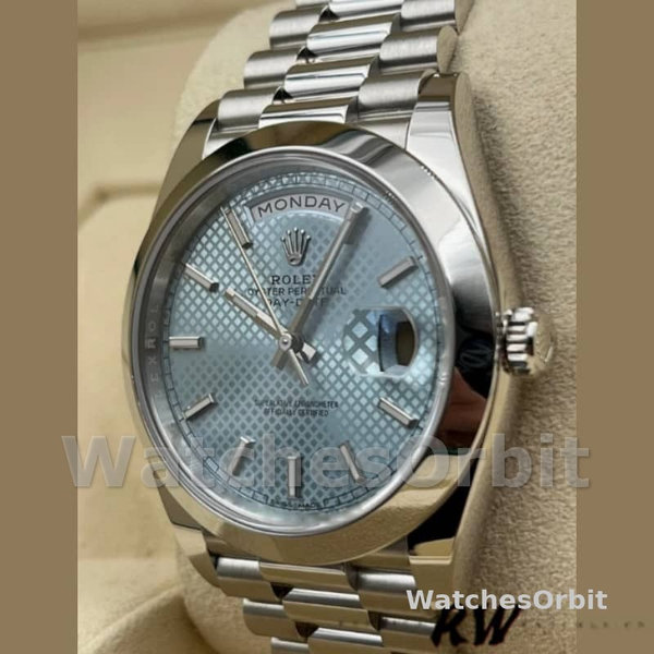 Replica Heren Rolex Day-Date-228206, 40mm, Platina, Wijzerplaat met ijsblauw motief