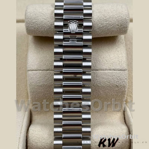 Replica Heren Rolex Day-Date-228206, 40mm, Platina, Wijzerplaat met ijsblauw motief