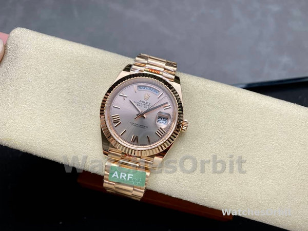 Replica Heren Rolex Day-Date-228235, 40mm, Sundust, Romeinse cijfer wijzerplaat, geribbelde ring, Heren Sundust