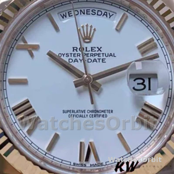 Replica Heren Rolex Day-Date-228235, 40mm, Witte Romeinse Cijfer Wijzerplaat, Geribbelde Ring, Heren Wit