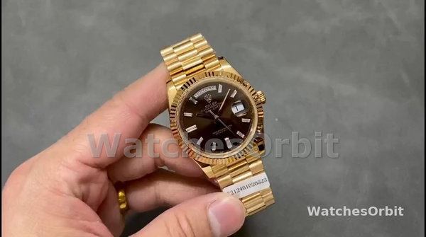 Replica Heren Rolex Day-Date-228238, 40mm, zwarte diamanten wijzerplaat, geribbelde lunette, heren zwart