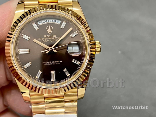 Replica Heren Rolex Day-Date-228238, 40mm, zwarte diamanten wijzerplaat, geribbelde lunette, heren zwart