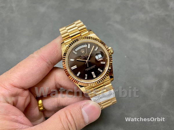 Replica Heren Rolex Day-Date-228238, 40mm, zwarte diamanten wijzerplaat, geribbelde lunette, heren zwart
