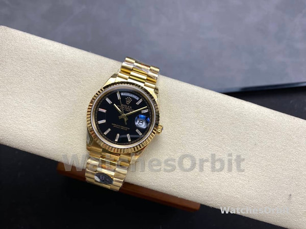 Replica Heren Rolex Day-Date-228238, 40mm, zwarte diamanten wijzerplaat, geribbelde lunette, heren zwart