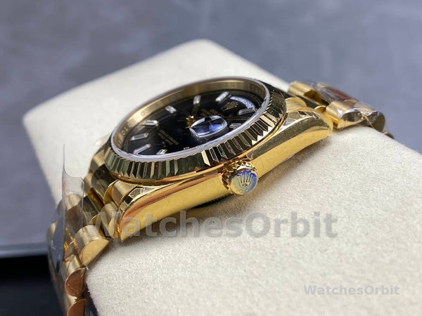 Replica Heren Rolex Day-Date-228238, 40mm, zwarte diamanten wijzerplaat, geribbelde lunette, heren zwart