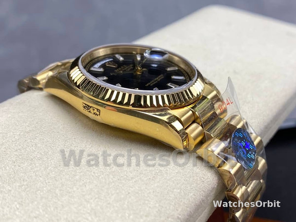 Replica Heren Rolex Day-Date-228238, 40mm, zwarte diamanten wijzerplaat, geribbelde lunette, heren zwart