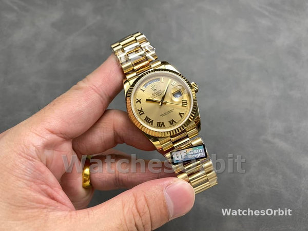 Replica Heren Rolex Day-Date-228238, 40mm, Romeinse wijzerplaat in champagne, geribbelde lunette