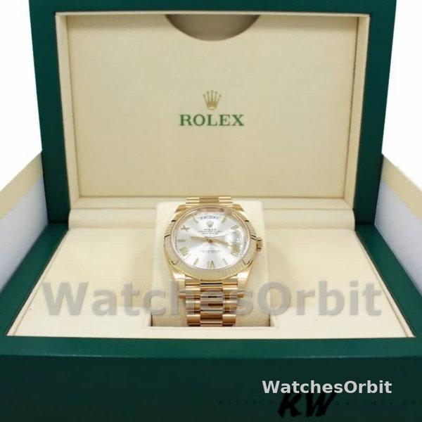 Replica Heren Rolex Day-Date-228238, 40mm, zilver Romeinse wijzerplaat, geribbelde lunette