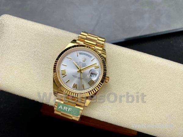 Replica Heren Rolex Day-Date-228238, 40mm, zilver Romeinse wijzerplaat, geribbelde lunette