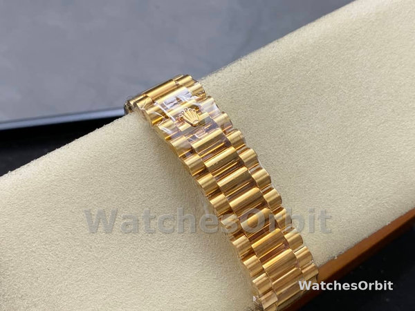 Replica Heren Rolex Day-Date-228238, 40mm, zilver Romeinse wijzerplaat, geribbelde lunette