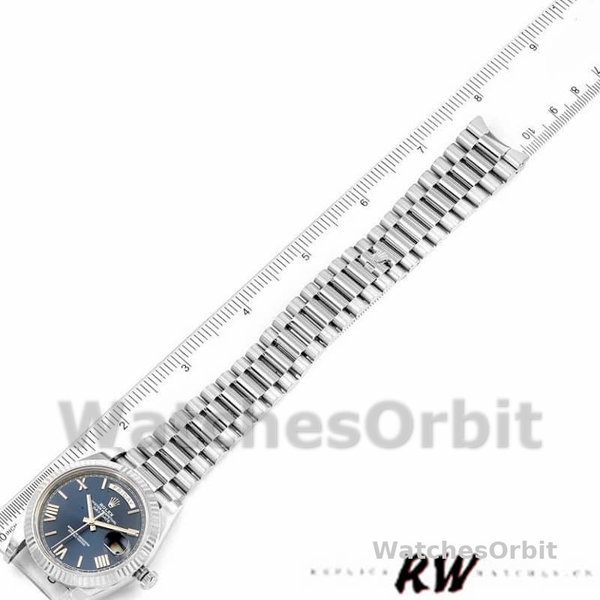 Replica Heren Rolex Day-Date-228239, 40mm, Blauwe Romeinse Wijzerplaat, Geribbelde Ring