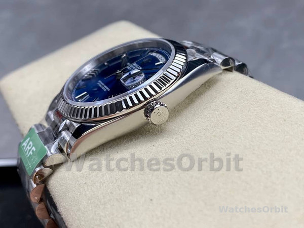 Replica Heren Rolex Day-Date-228239, 40mm, Blauwe Romeinse Wijzerplaat, Geribbelde Ring