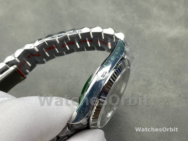 Replica Heren Rolex Day-Date-228239, 40mm, Meteorietgrijze wijzerplaat, geribbelde lunette