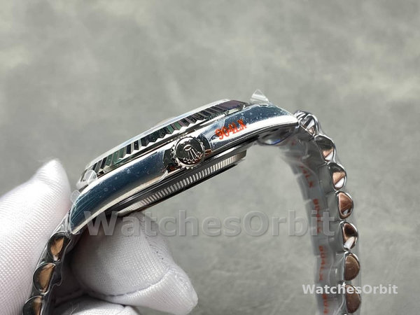 Replica Heren Rolex Day-Date-228239, 40mm, Meteorietgrijze wijzerplaat, geribbelde lunette