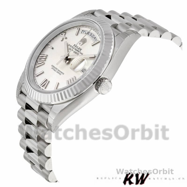 Replica Heren Rolex Day-Date-228239, 40mm, zilver kwadrant motief Romeinse wijzerplaat, geribbelde lunette