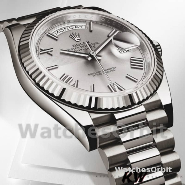 Replica Heren Rolex Day-Date-228239, 40mm, zilver kwadrant motief Romeinse wijzerplaat, geribbelde lunette