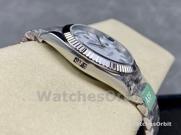 Replica Heren Rolex Day-Date-228239, 40mm, Witte Romeinse wijzerplaat, Geribbelde lunette